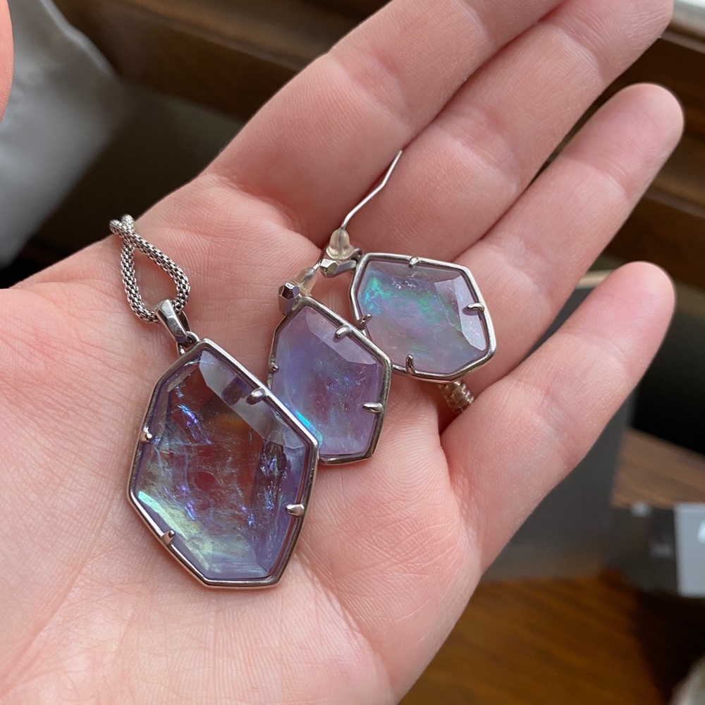 Kendra Scott Kalani Necklace and Dax Earrings Set